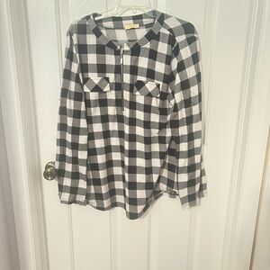 Black and White Plaid Long Sleeve Shirt